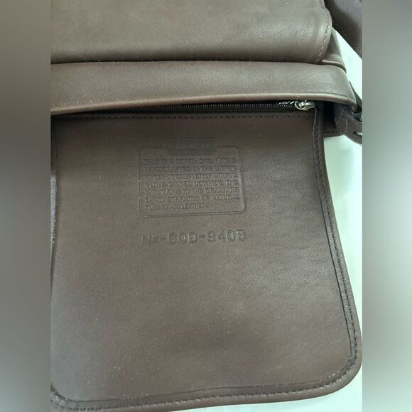 Coach Vintage Brown Leather Shoulders Bag - Picture 15 of 15